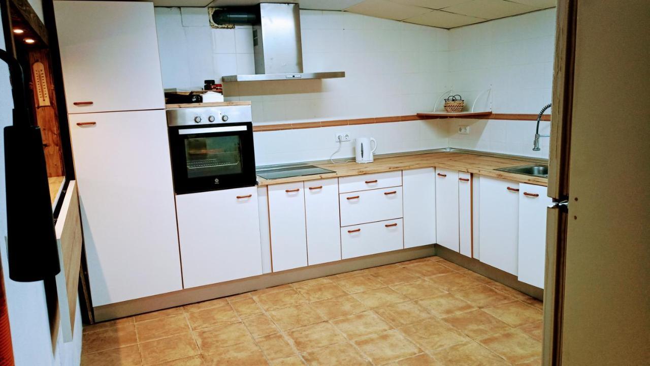 La Casona De Sarria Hostel Εξωτερικό φωτογραφία