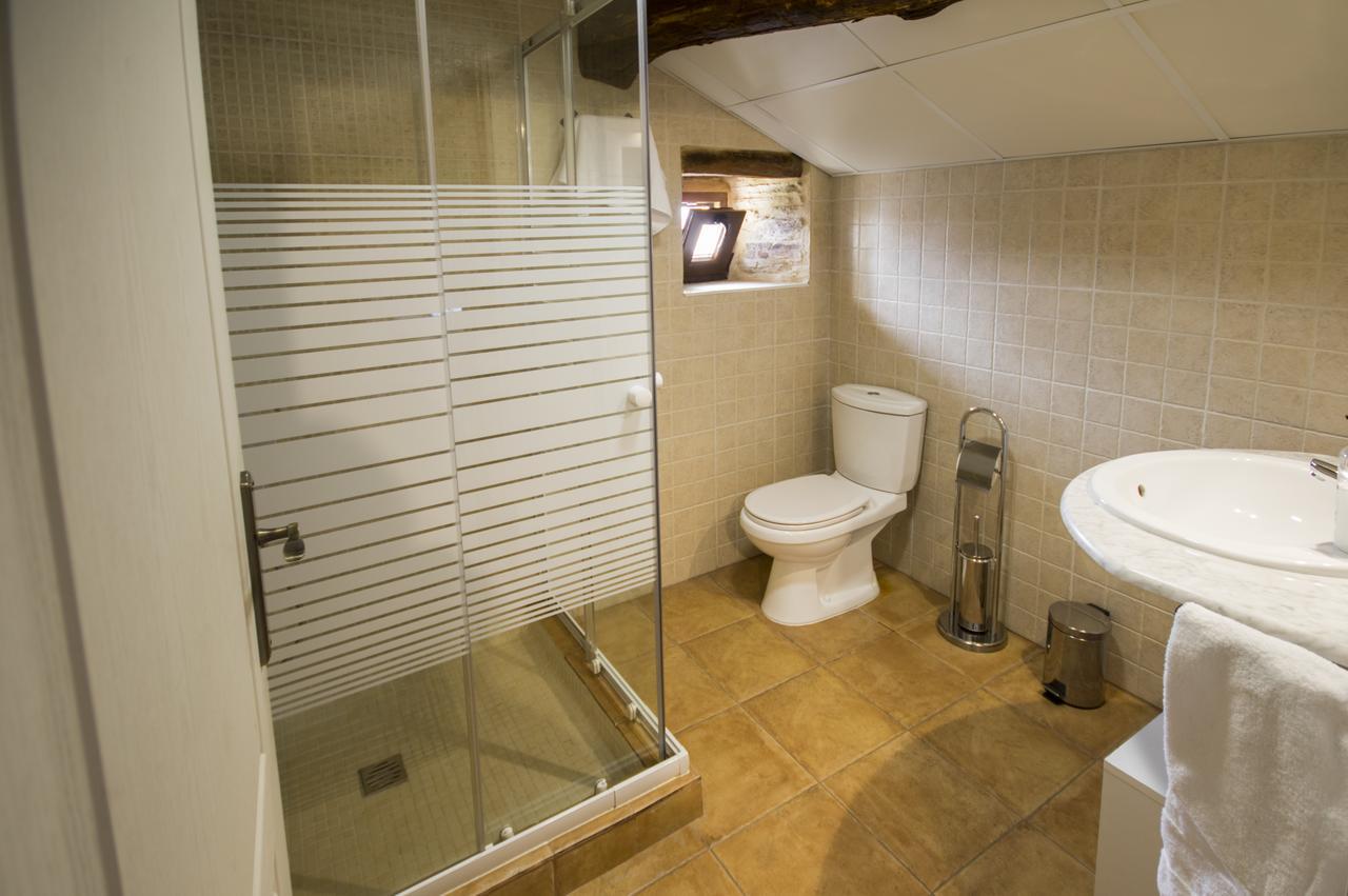 La Casona De Sarria Hostel Εξωτερικό φωτογραφία