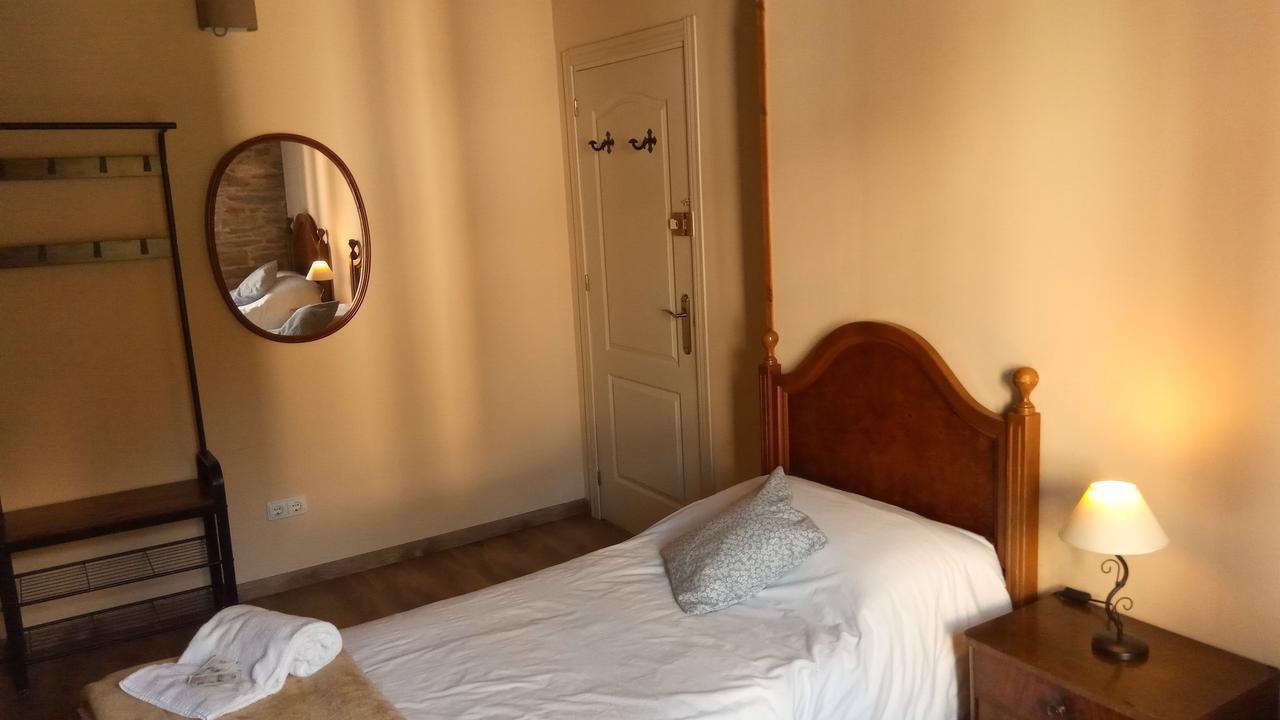 La Casona De Sarria Hostel Εξωτερικό φωτογραφία
