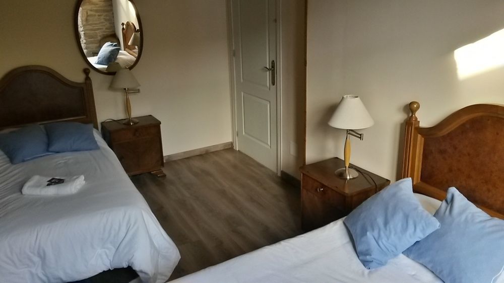 La Casona De Sarria Hostel Εξωτερικό φωτογραφία